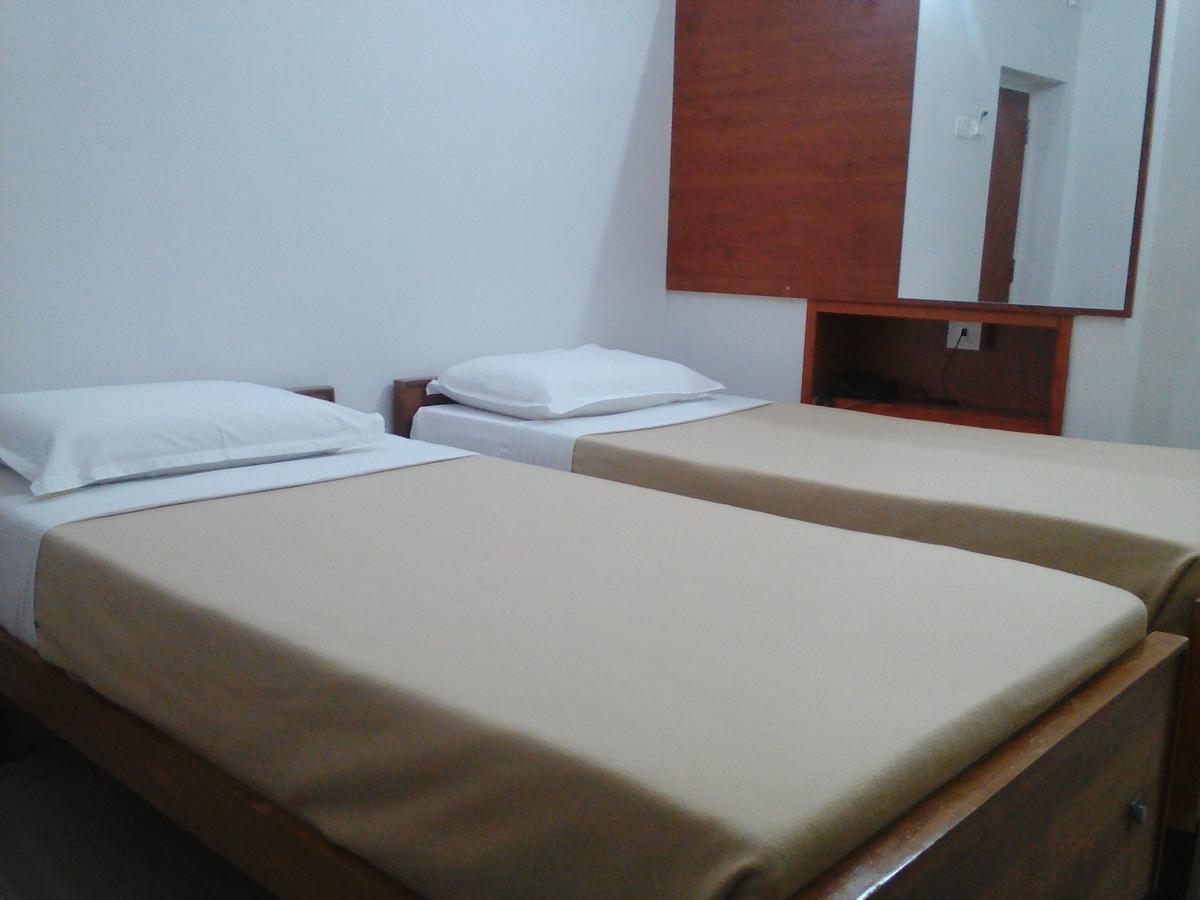 Hotel Surag Residency à Tiruchirappalli Extérieur photo