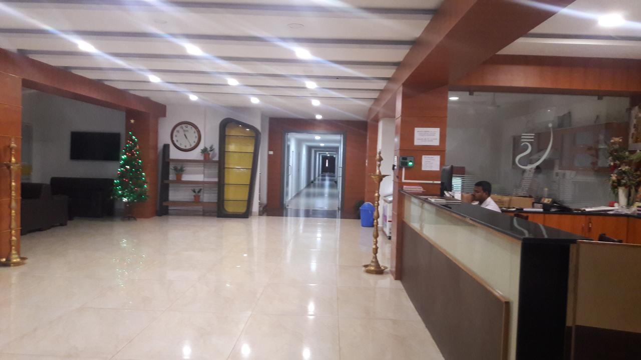 Hotel Surag Residency à Tiruchirappalli Extérieur photo